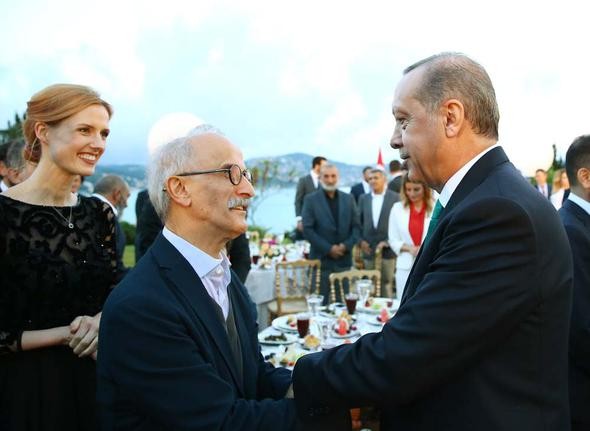 Cumhurbaşkanı'nın iftarında ünlüler geçidi