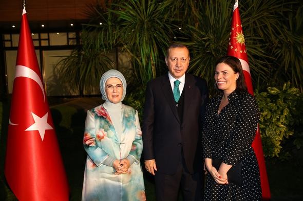 Cumhurbaşkanı'nın iftarında ünlüler geçidi