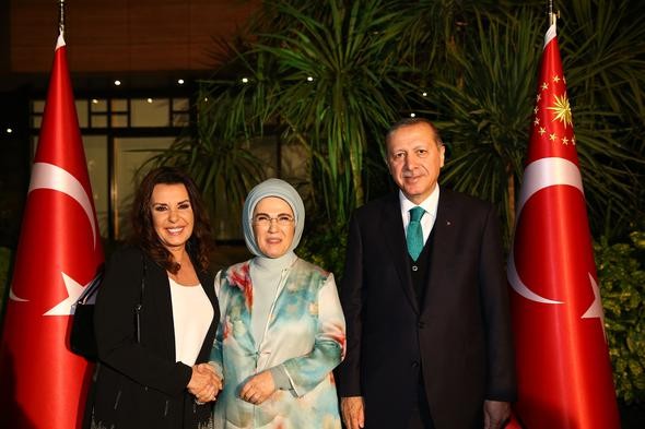 Cumhurbaşkanı'nın iftarında ünlüler geçidi