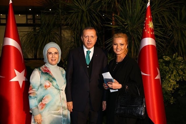 Cumhurbaşkanı'nın iftarında ünlüler geçidi