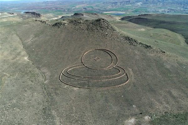 Kapadokya'nın uzaydan görülen heykelleri