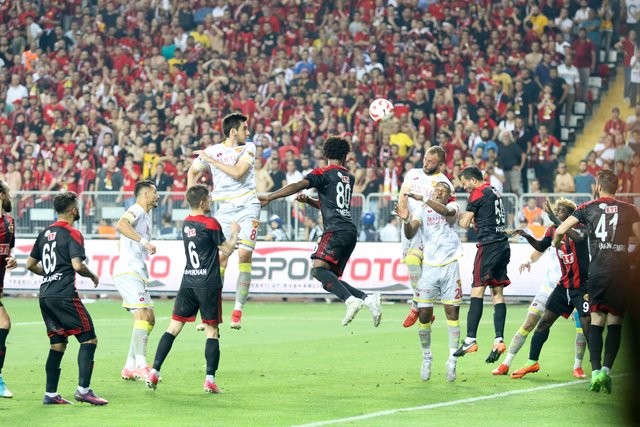 Göztepe'de 14 yıl sonra gelen sevinç
