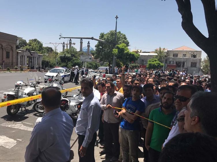 İran'da üst üste iki saldırı...işte o saldırıdan görüntüler