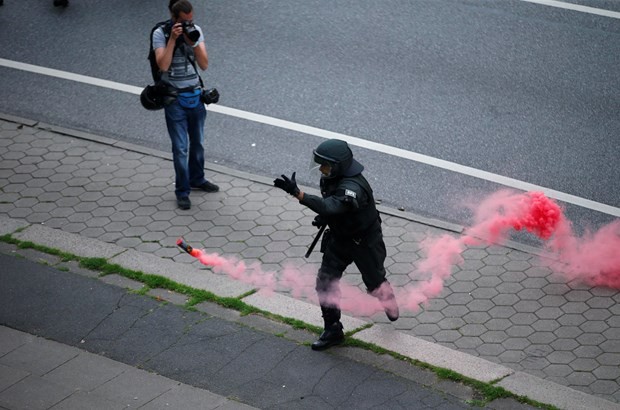 İşte fotoğraflarla Hamburg'daki G-20 protestoları