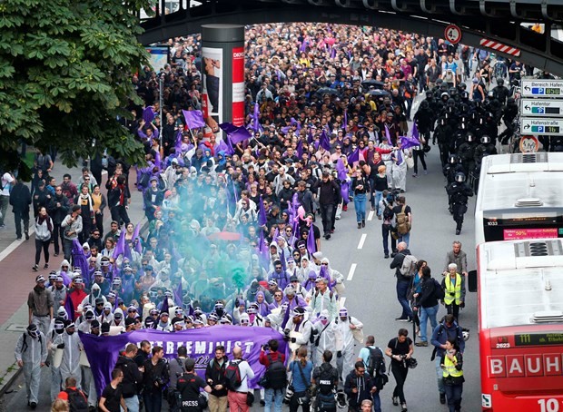 İşte fotoğraflarla Hamburg'daki G-20 protestoları