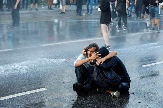 İşte fotoğraflarla Hamburg'daki G-20 protestoları