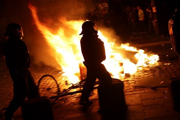 İşte fotoğraflarla Hamburg'daki G-20 protestoları