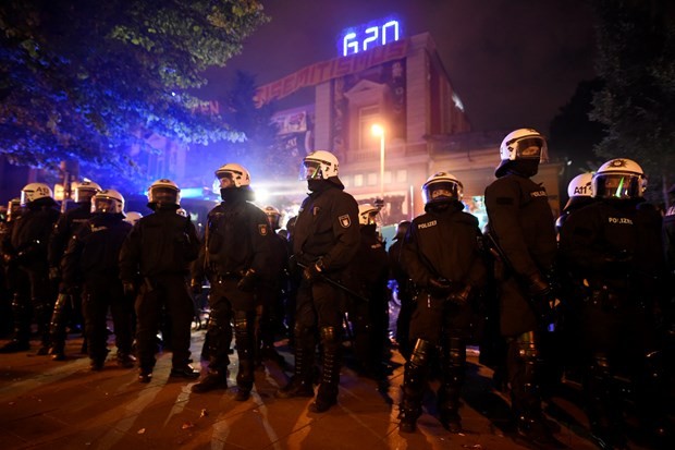 İşte fotoğraflarla Hamburg'daki G-20 protestoları
