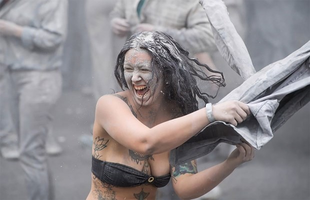 İşte fotoğraflarla Hamburg'daki G-20 protestoları