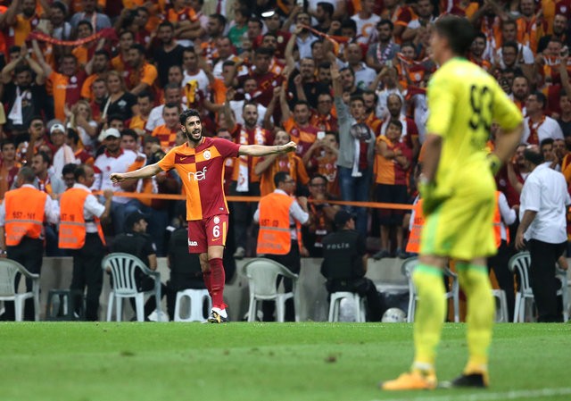 Tolga Ciğerci sosyal medyayı salladı