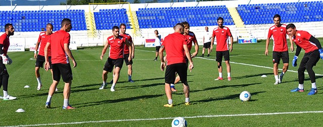 Fenerbahçe'nin UEFA Avrupa Ligi'ndeki rakibi kim olacak?