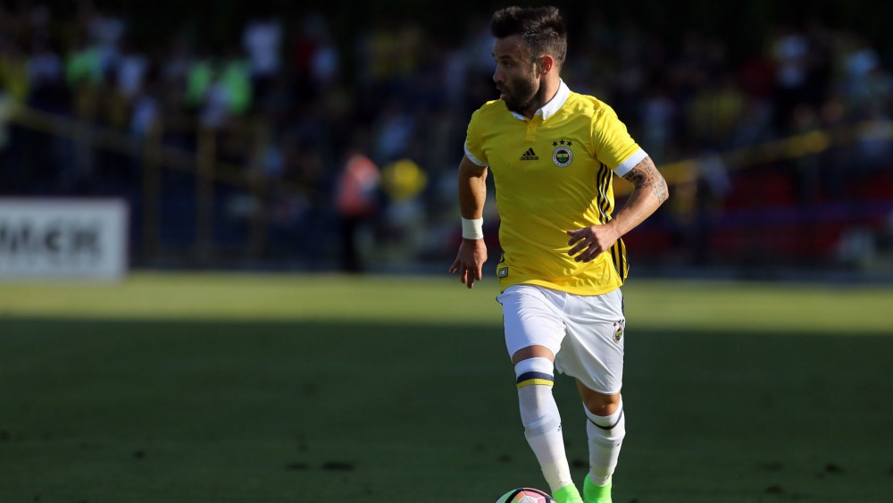Fenerbahçe'de yeni transfere tepki var: Tribünlere oynuyor