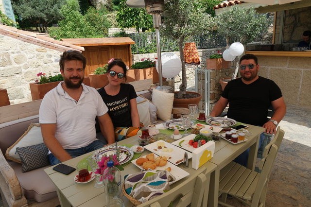 Adatepe'deki taş evler 3 milyon TL