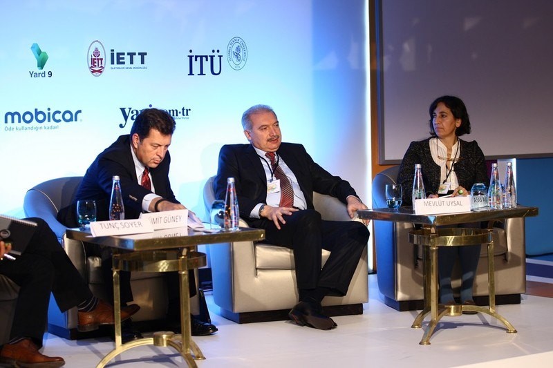 İşte fotoğraflarla İBB yeni başkanı Mevlüt Uysal