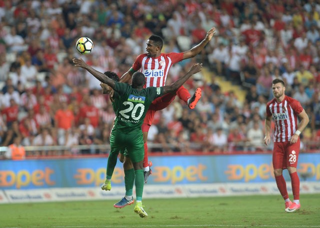 Antalyaspor'da Eto'o'dan sonra Nasri krizi!