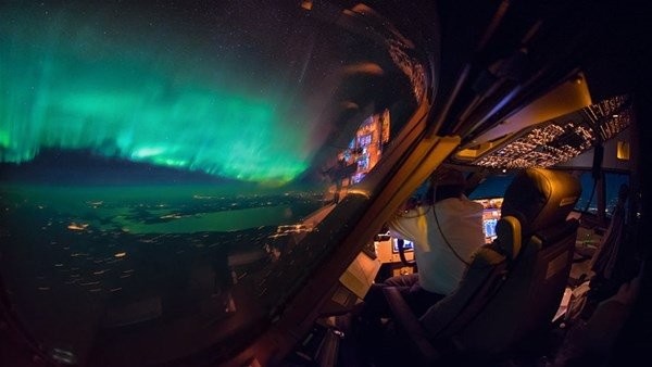 Hollandalı pilotun çektiği büyüleyici gökyüzü fotoğrafları