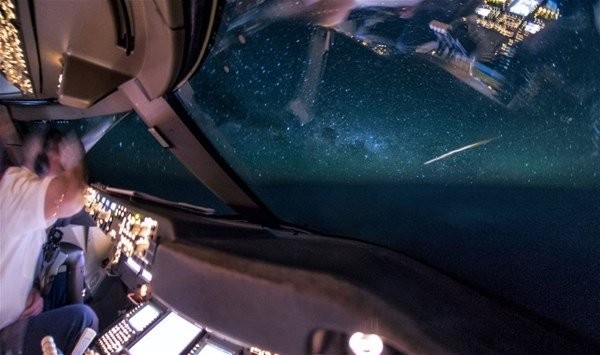Hollandalı pilotun çektiği büyüleyici gökyüzü fotoğrafları