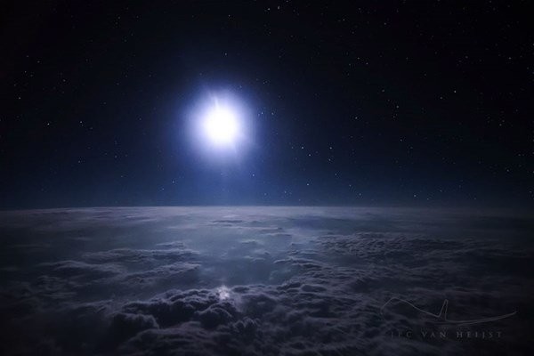 Hollandalı pilotun çektiği büyüleyici gökyüzü fotoğrafları