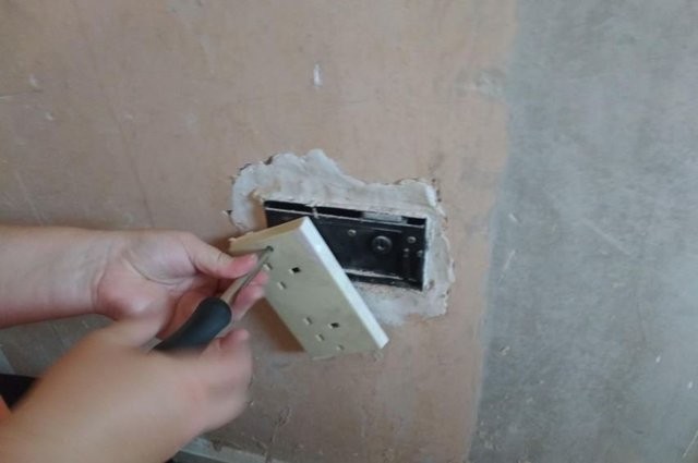 Yarım yüzyıllık çantanın içinden çıkanlar şaşırttı