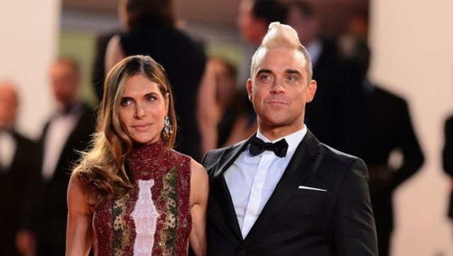 Robbie Williams'tan Türk eşi Ayda Field'e 1 milyon dolarlık hediye