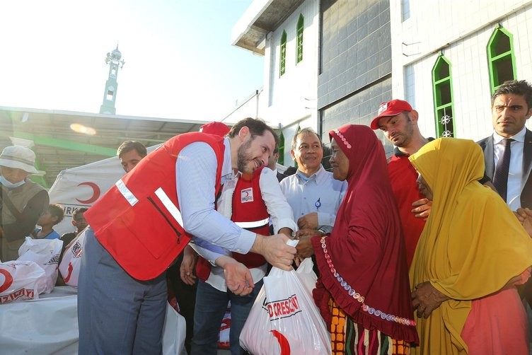 Albayrak Endonezya'da 