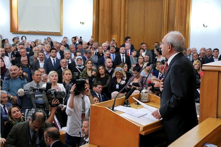 O anket CHP'yi karıştırdı!