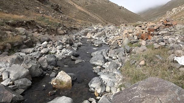 300 yıllık köprüyü çaldılar