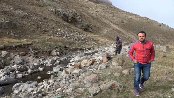 300 yıllık köprüyü çaldılar