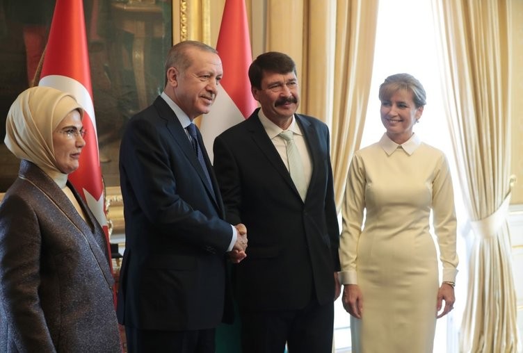 Erdoğan Janos Ader tarafından karşılandı