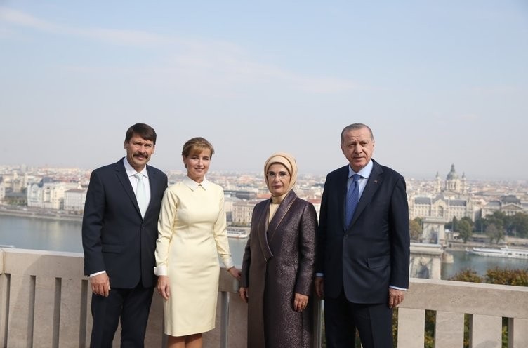  Erdoğan Janos Ader tarafından karşılandı
