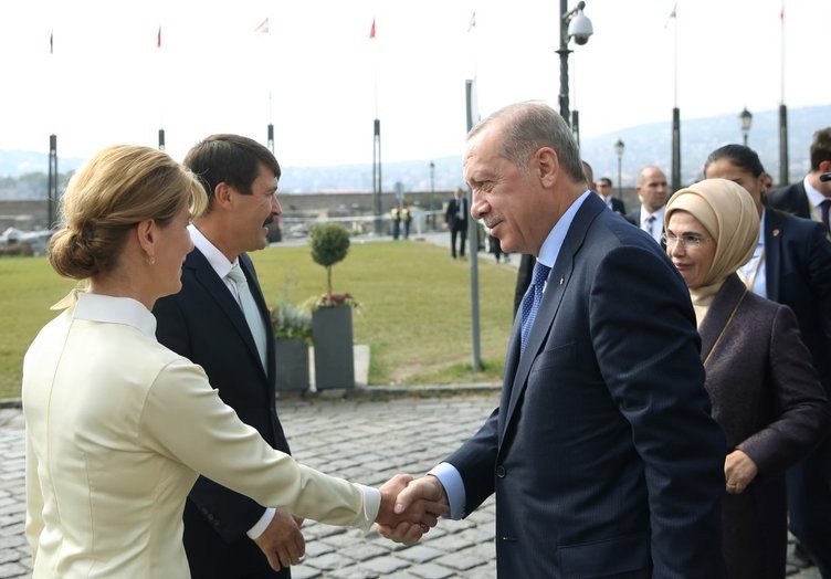  Erdoğan Janos Ader tarafından karşılandı