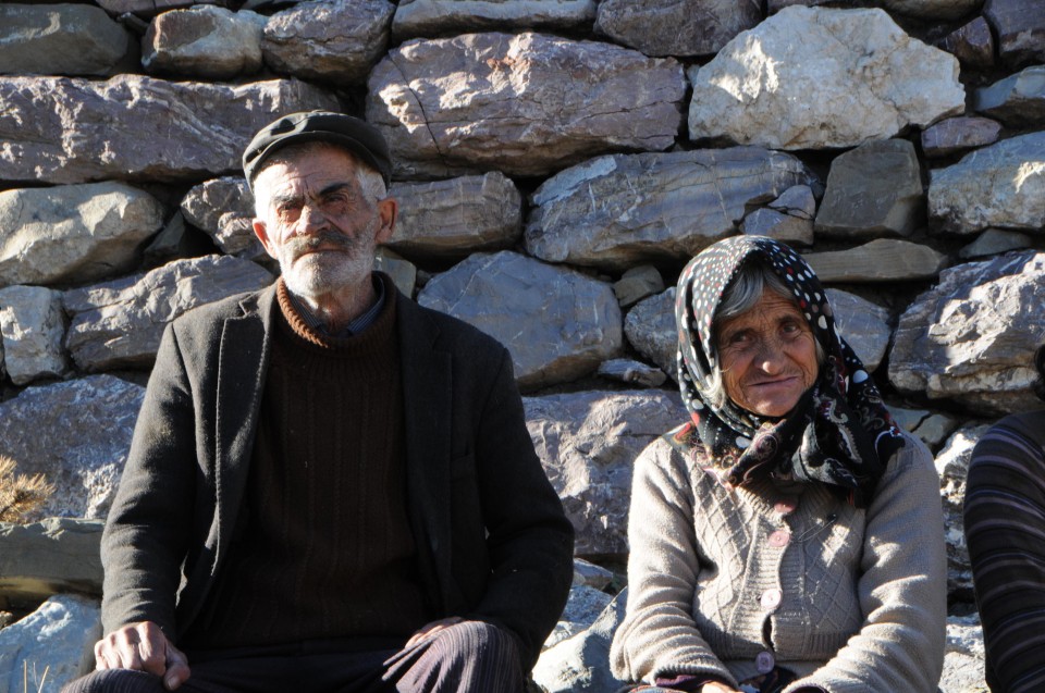 Hoşan Dağı'nın zirvesinde kabile yaşamı