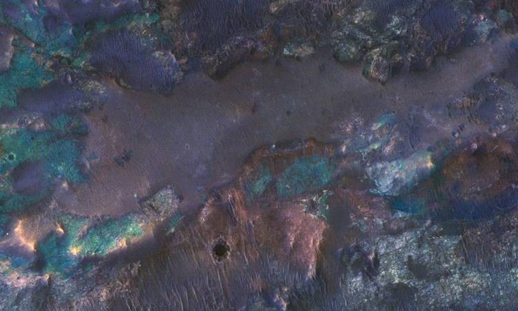 NASA'dan Mars'a ait görüntüler yayınlandı