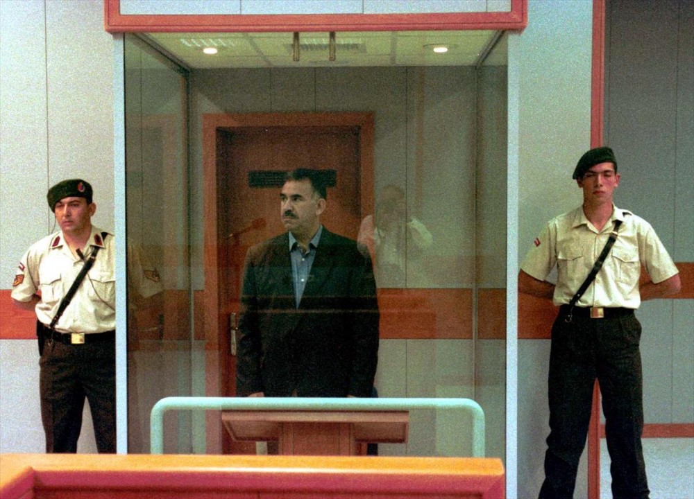 Teröristbaşı Öcalan'ın yakalanmasıyla ilgili detayları 19 yıl sonra açıkladı