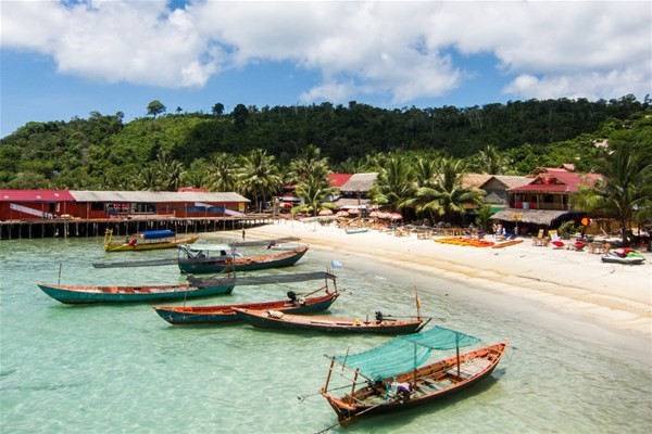 Koh Rong Adasında  Hakimiyet Türklerin !