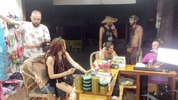 Koh Rong Adasında  Hakimiyet Türklerin !