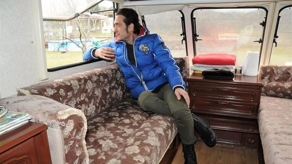 Çağatay Ulusoy yeni evine servet ödeyecek