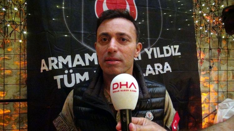 Ünlü isimler askere moral vermek için sınıra akın etti