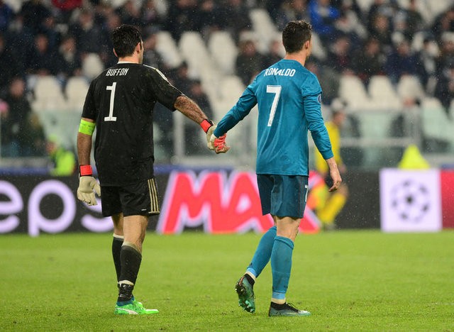 Ronaldo attığı golle sosyal medyayı salladı!
