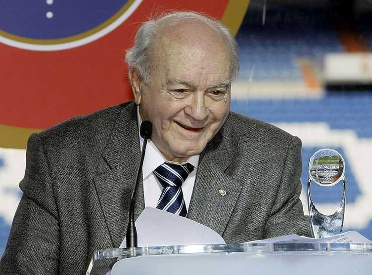 Tarihe geçen futbol efsanelerini açıkladı