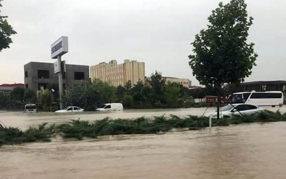 Denizli-Ankara karayolu trafiğe kapandı