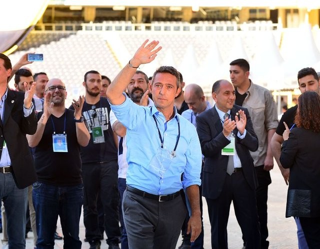 Ali Koç başkan oldu, stat coştu