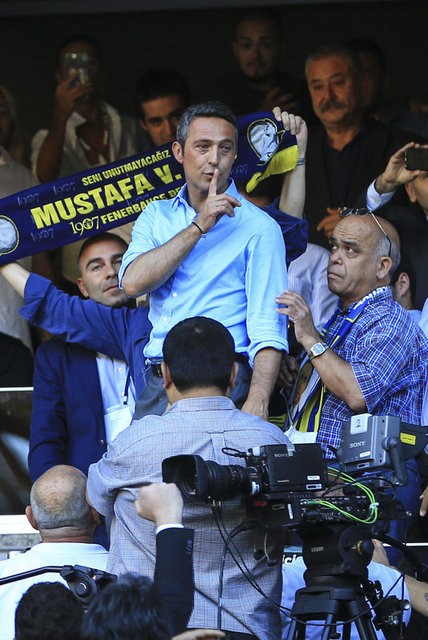 Ali Koç başkan oldu, stat coştu