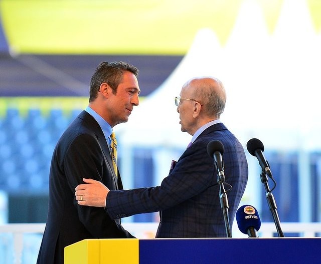 Ali Koç başkan oldu, stat coştu