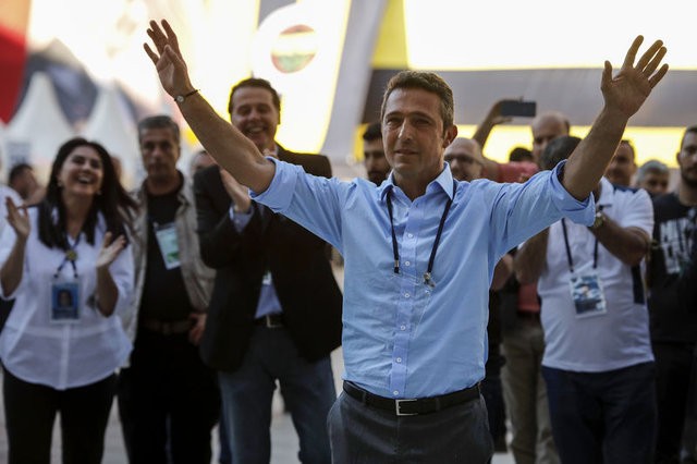 Fenerbahçe'nin yeni teknik direktörü kim olacak?