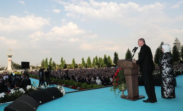 İşte yeni sisteme geçiş törenlerinden renkli kareler...
