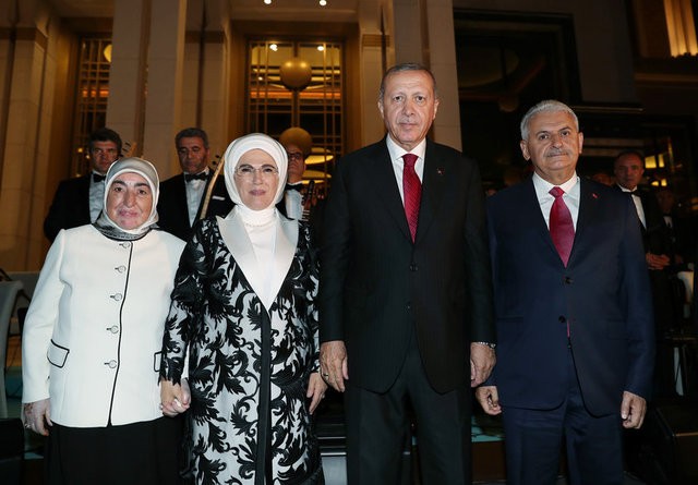 İşte yeni sisteme geçiş törenlerinden renkli kareler...