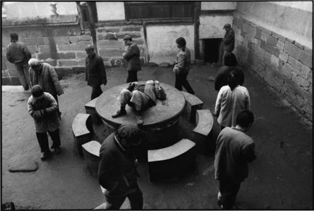1800'lerin akıl hastanesinden tüyler ürperten fotoğraflar