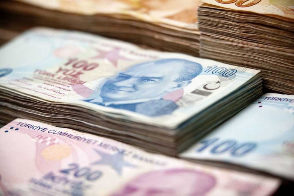 Gençlere ayda bin 950 TL harçlık verilecek