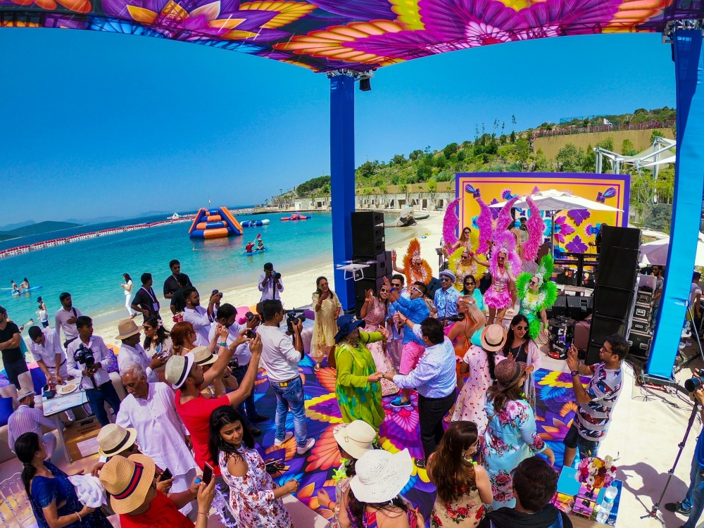 Bodrum’da masal gibi Hint düğünü!